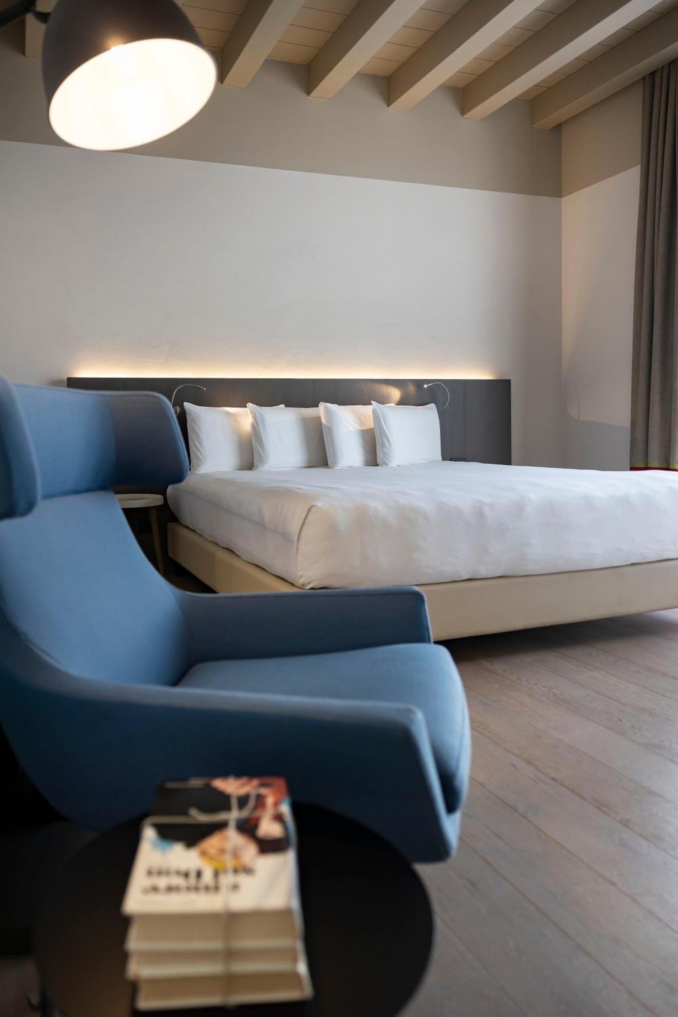 Savona 18 Suites Мілан Номер фото
